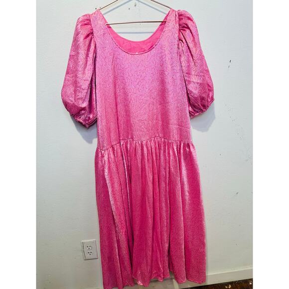 STINE GOYA Pink Bubblegum 1302 Amelia Sequin Round Neckline Dress Size Small - Picture 11 of 16